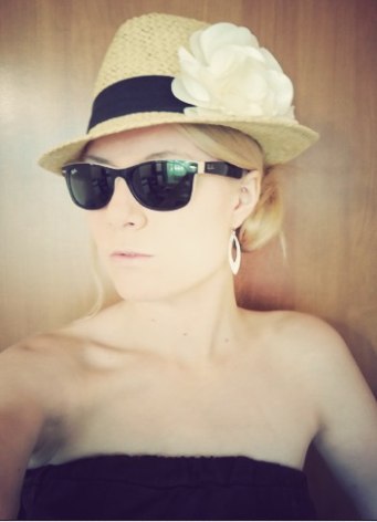 plan cul avec Clemence, belle mademoiselle soumise a Hyeres