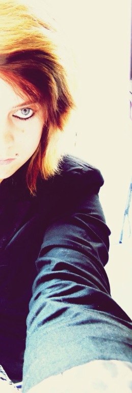 Athena, 19 cherche un plan q