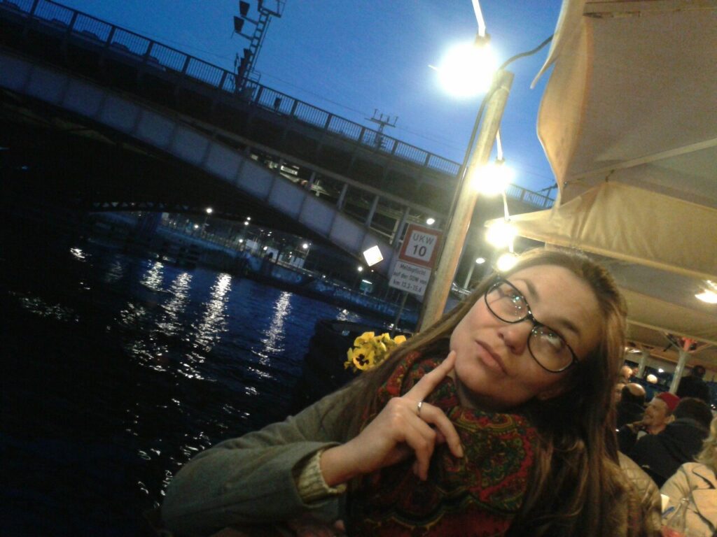 Elora, 30 cherche une relation non suivie