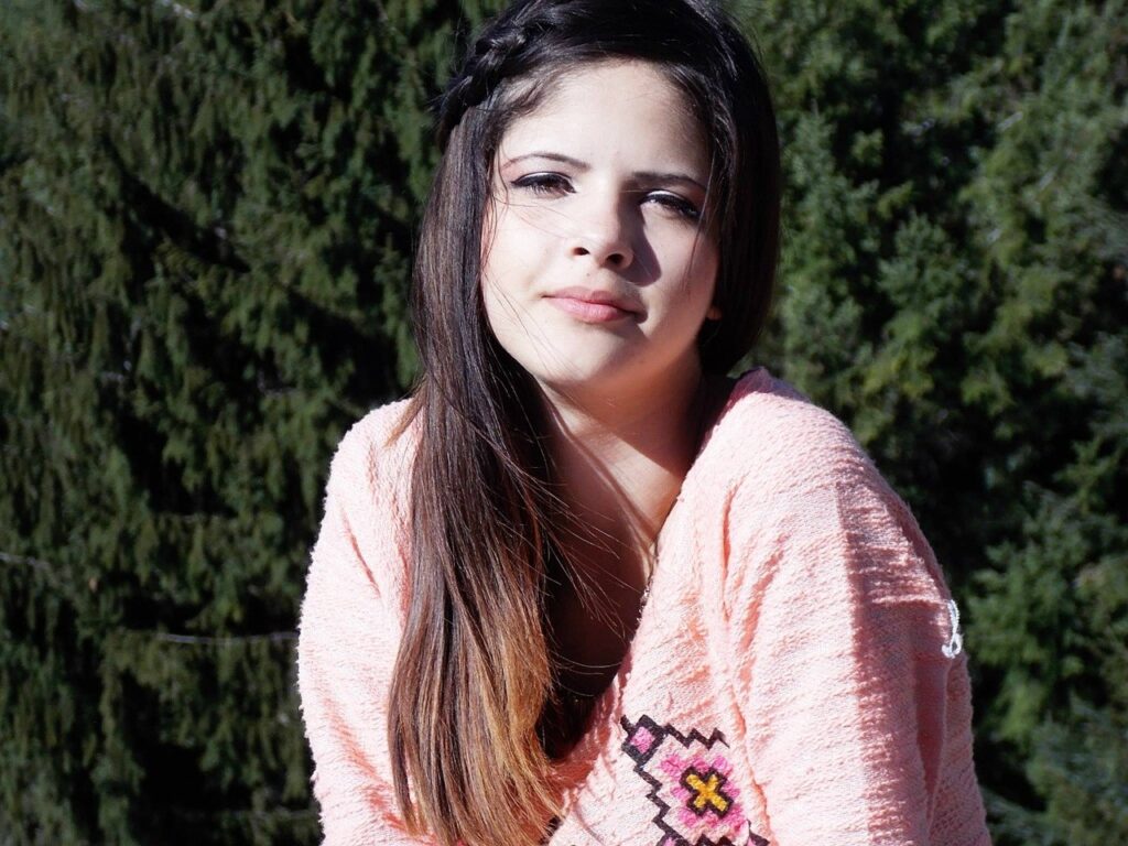 Shayna dispo pour une rencontre a Saint-Maur-des-Fosses