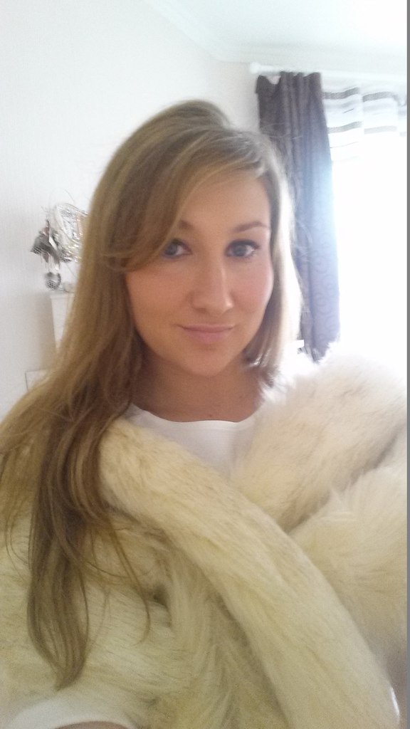 Ella je vous rejoins sur ce site de rencontre sexe car je veux une rencontre sexe rapide et sans prise de tête