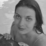 Serena je suis presente sur ce site de rencontre libertine pour pouvoir y remédier, car tellement, cette solitude, vie monotone et absence de rapport sexuel commence par monter dans ma tête