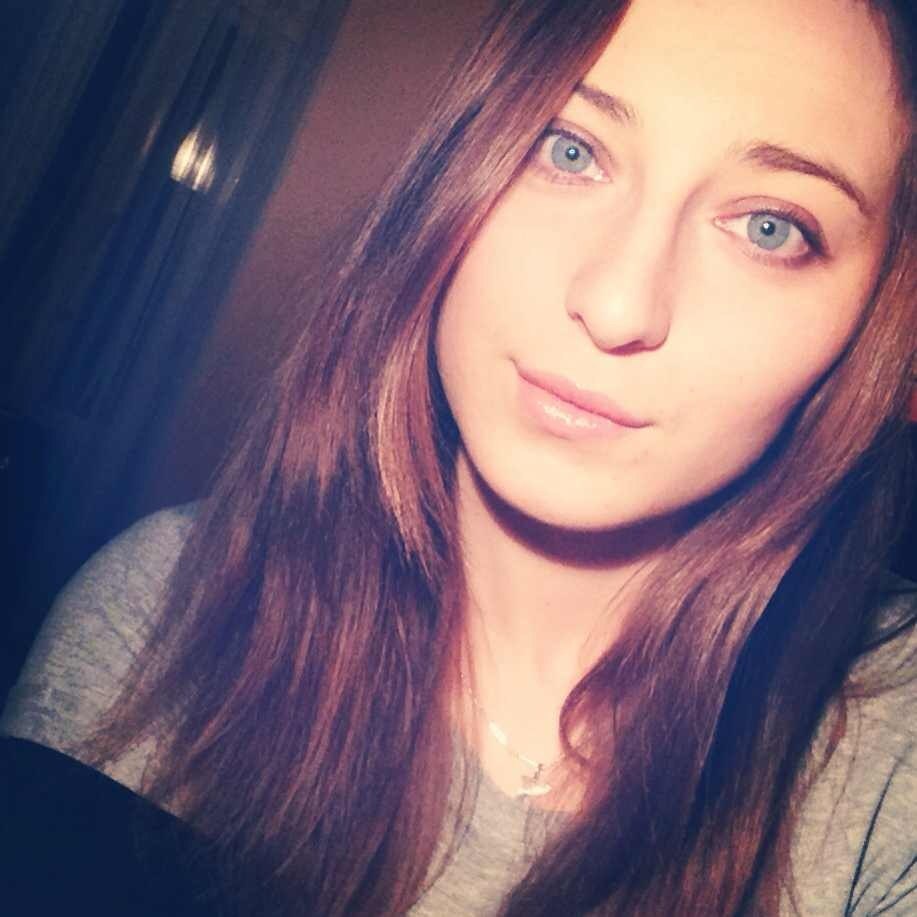 Ludivine je suis de passage sur ce site de rencontre libertine car je veux une rencontre sexe rapide et sans prise de tête